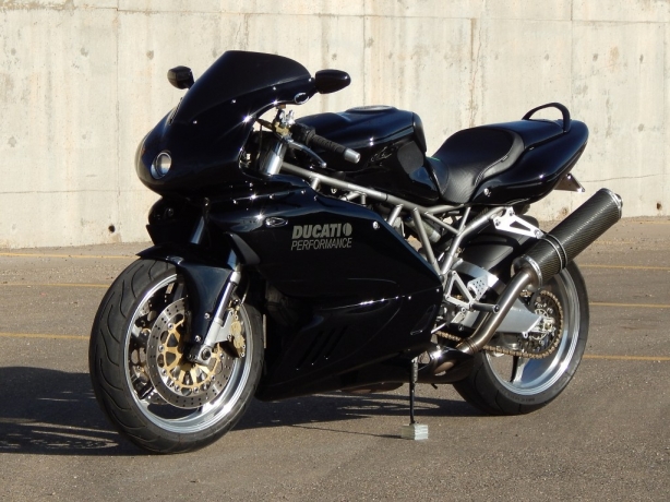 Ducati SuperSport 620 – Specs, Features & Review