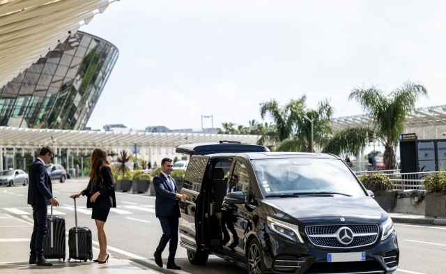 Hassle-free travel solutions for a more relaxed city drive and seamless airport transfer
