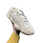 How the Yeezy 500 hugs your feet perfectly