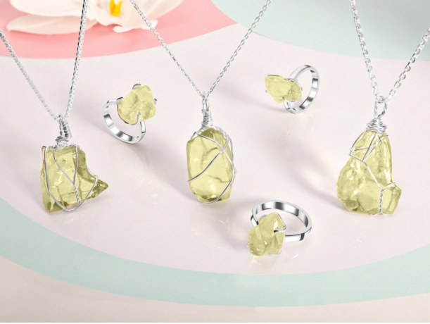 Discover Libyan Desert Glass And Its Magical Properties