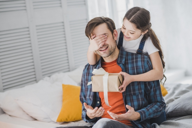 The Best Jewellery Gifts for Father’s Day: A Guide
