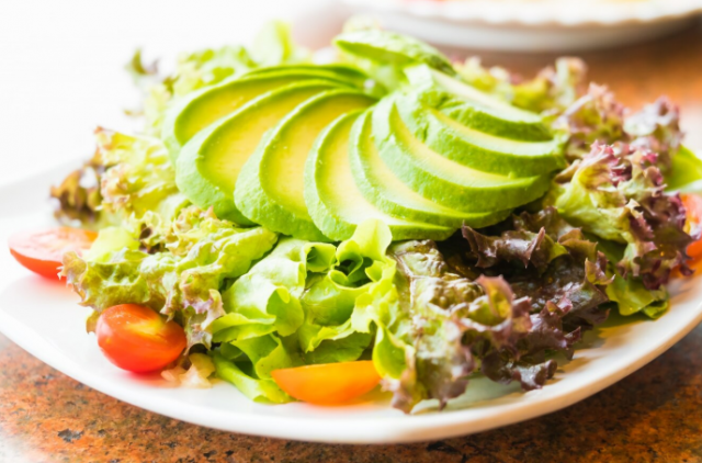 Avocado Caprese Salad Recipe