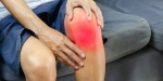 Cold or Hot Packs for Knee Pain: Expert Advice from the Best Knee Orthopaedic Surgeon in Ghaziabad