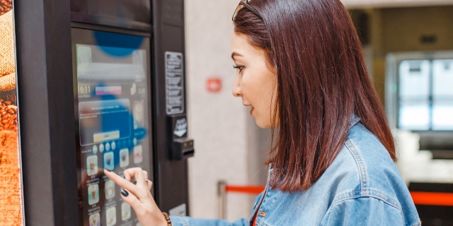 How Smart Vending Machines Are Shaping the Future of Retail