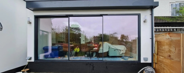 How to Maintain Aluminium Doors in London’s Urban Climate