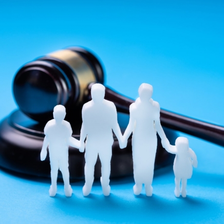 Understanding Family Law: How Family Law Solicitors Can Help You Navigate Legal Challenges