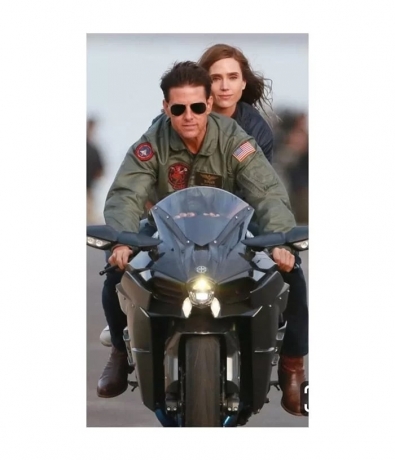 Tom Cruise Bomber Jacket: The Iconic Top Gun Look