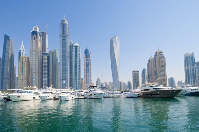 Experience Luxury at Sea: Your Yacht Rental Guide in Dubai Marina