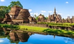 How to Experience Thailand’s Cultural Heritage: Temples, Festivals & Traditions