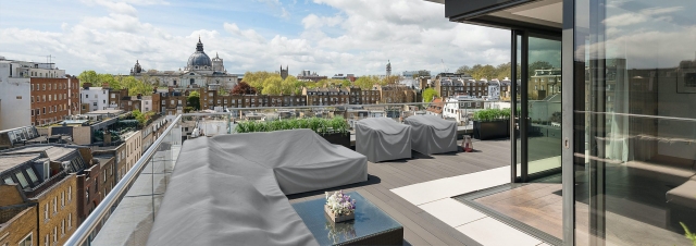 How Seasonal Weather Affects Your Garden Furniture?