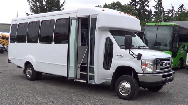 Shuttle Service in Schaumburg - Chicago Northwest Limo