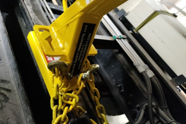 The Anatomy of a Safe Repair: Truck Bed Lock Placement and Best Practices