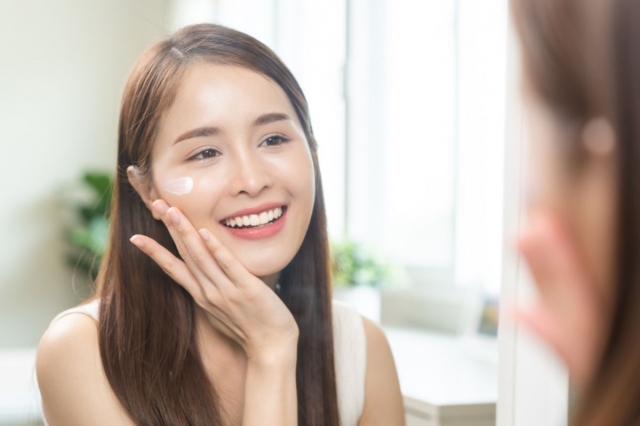 Best Skincare to Prevent Aging Naturally
