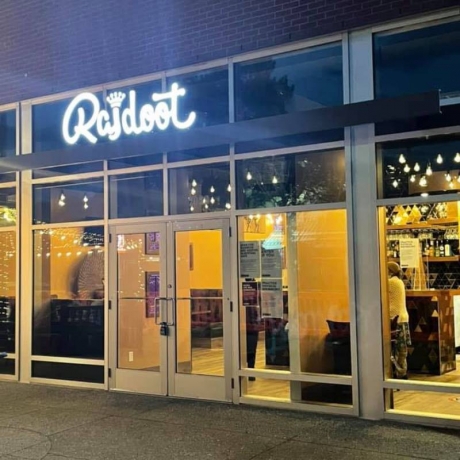 Why Rajdoot Restaurant Is a Standout Choice for Indian Cuisine in Calgary