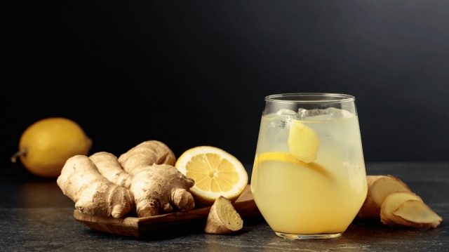 Best 10 Natural Juices for Belly Fat and Detox – HolyIndia