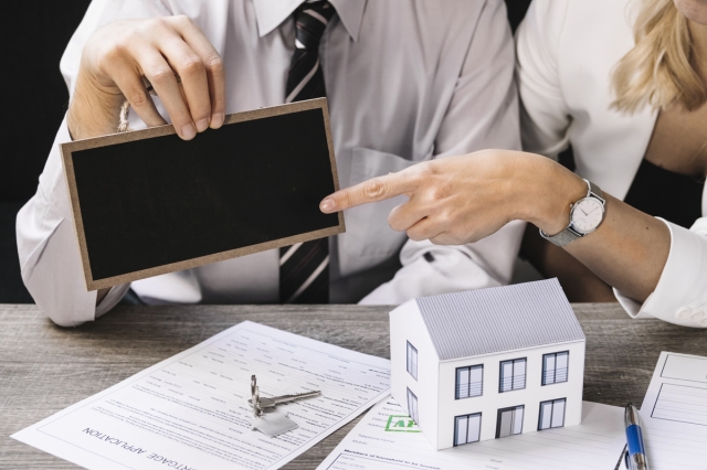What Is a House Deed? Everything You Need to Know About Property Ownership Documents