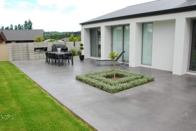 Concrete Patios: The Foundation of a Beautiful Outdoor Living Space