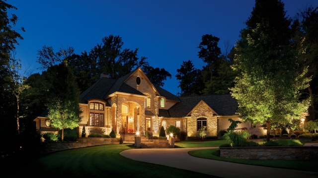7 First Impressions of Professional Landscape Lighting 
