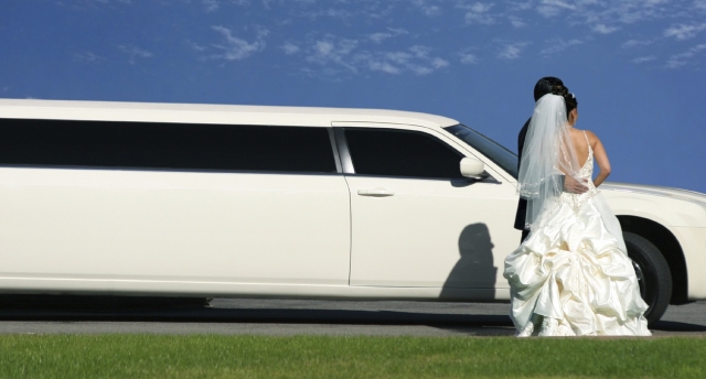 Wedding Transportation Service in Schaumburg -  Chicago Limo