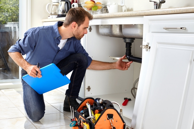 How to Choose the Right Emergency Plumber in Bath in a Hurry