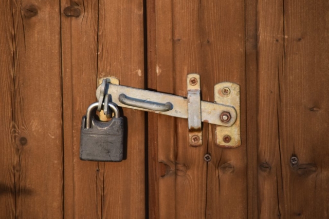 Stop Title Fraud Today Using the Best Home Title Security Tools Available