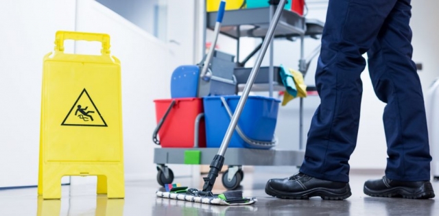 The Role of a Commercial Cleaning Company in Maintaining Health and Safety Standards