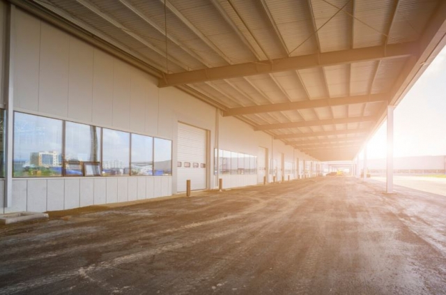 How to Choose Between Industrial Property for Sale Singapore vs Factory Rental Singapore