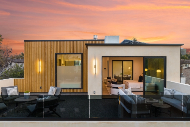 Outdoor Living Spaces: Designers’ Top Trends for 2025