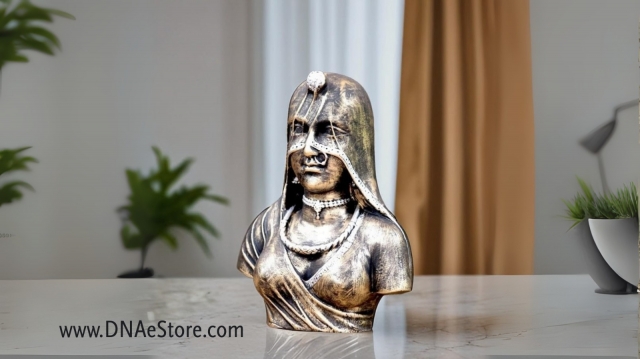 DNA EStore | Discover the Royal Elegance of Handcrafted Rani Bani Thani Decorative Polyresin Sculpture