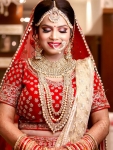 Professional bridal makeup artist in Lucknow