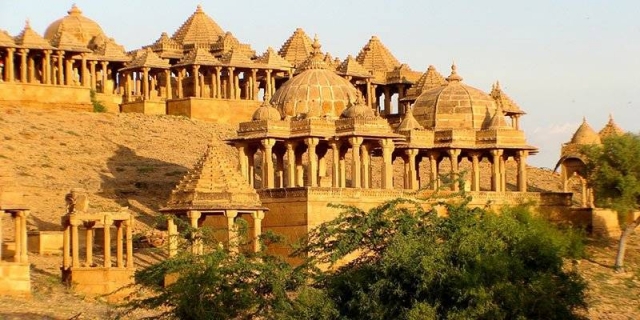 Avoid the Heat! Best Months to Explore Jaisalmer’s Desert Beauty