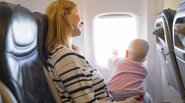 Flying with Stroller and Car Seat United Airlines