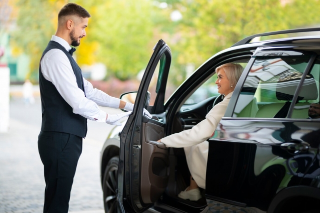Luxury Car Rental in Turks and Caicos: Travel in Comfort, Explore Freely