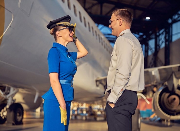 What services do travel agents in Dwarka and travel agents in Dwarka Delhi offer for hassle-free trip planning?