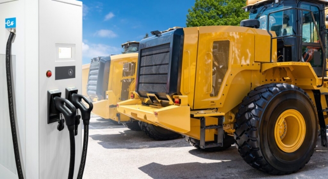 Electric Construction Equipment Market Size, Trends, and Growth Forecast 2025-2032