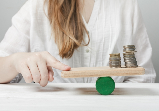 11 Smart, Legal Ways to Reduce Your Taxable Income in 2025