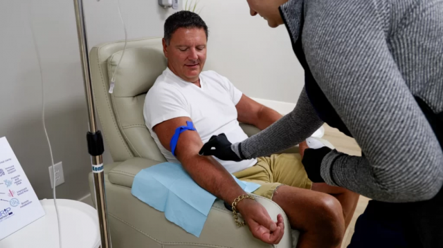 Spark Your Inner Drive with NAD+ IV Therapy Dubai Today