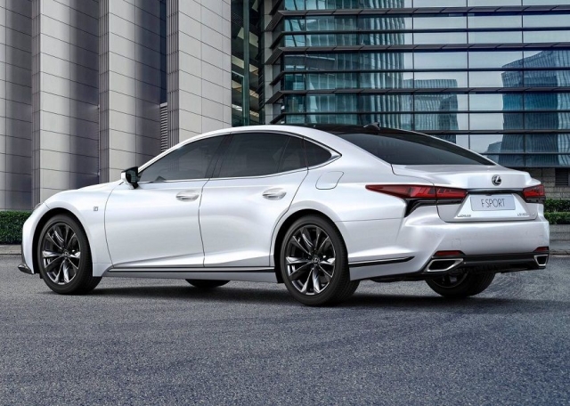 The Best Economy Sedans to Rent in Dubai – Comfort Meets Affordability