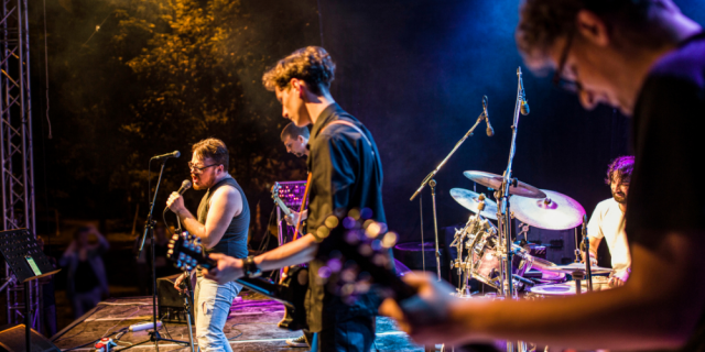 Hoe Boek Je De Juiste Tributeband Voor Jouw Evenement | Cappies Entertainment