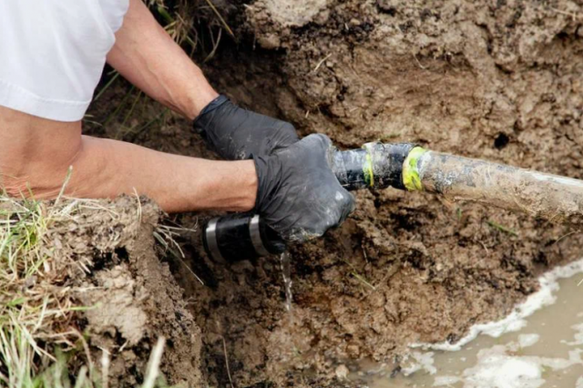 Water Line Repairs in Older Homes: A Special Consideration