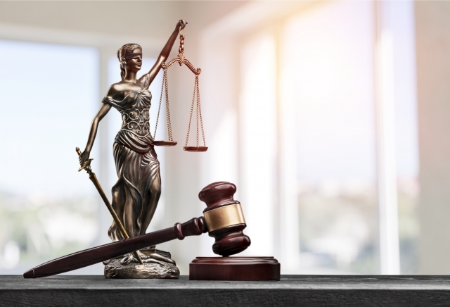 How to Hire the Best Criminal Lawyers in India