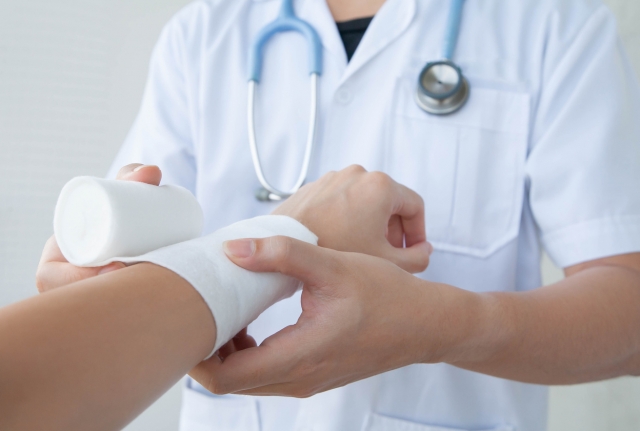 Chronic Wounds Treatment Market Size, Trends, and Growth Outlook 2025-2032