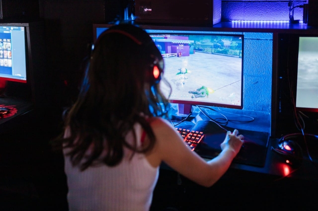 How Social Sharing Features Boost Engagement in Color Prediction Games