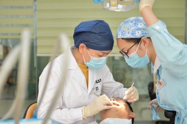 Situations That Calls For An Emergency Dentist in Tampines