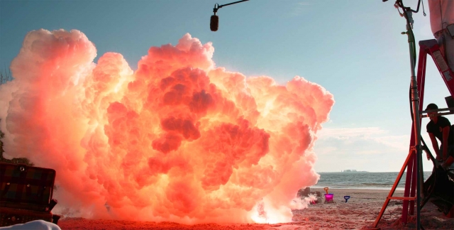 Why Hiring Professional Special Effects Services Makes Your Event Better