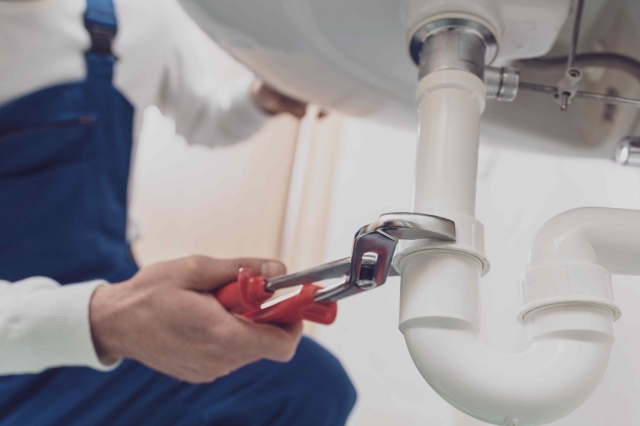 When to Call a Pro for Sewer Pipe Repairs in Oak Park