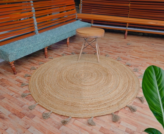 Top Round Rugs in UK & USA – 2025 Picks by Chouhan Rugs