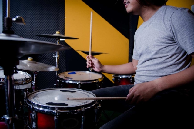 How Drum Classes Help Adults Stay Fit, Focused, And Connected