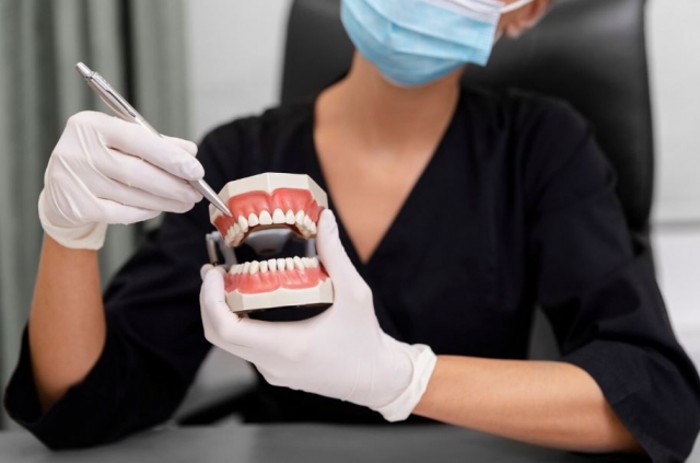 Benefits of Emergency Dental Implants for Immediate Tooth Replacement