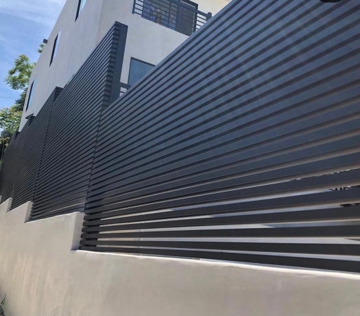 Fences Installation and Repair in Hollywood Hills